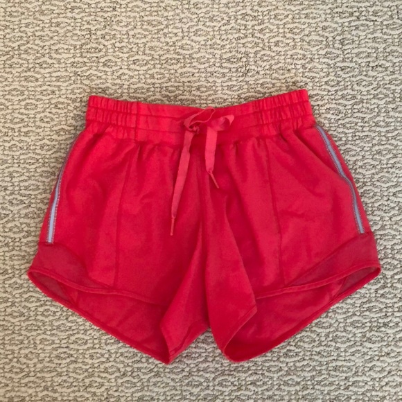 red hotty hot shorts